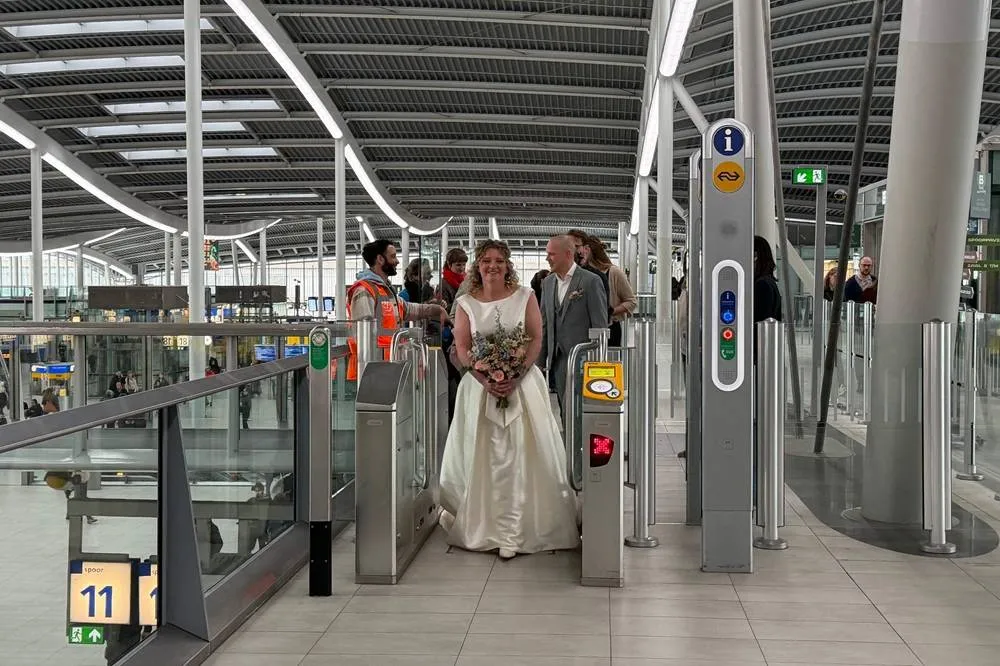 ‘Something Borrowed’: Dutch Bride Opts for Recycled Wedding