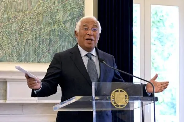 مشاركات ورسائل سياسية من قمة برشلونة