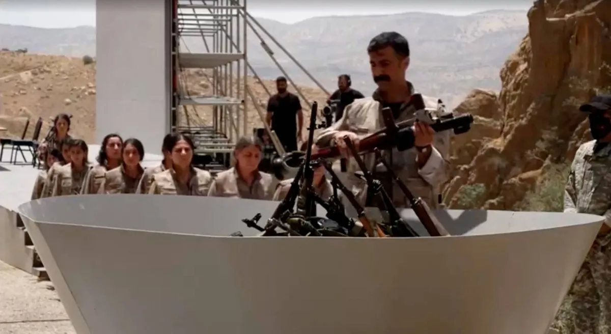 رسالة جديدة من أوجلان: الديمقراطية بديلاً للسلاح في مستقبل الأكراد