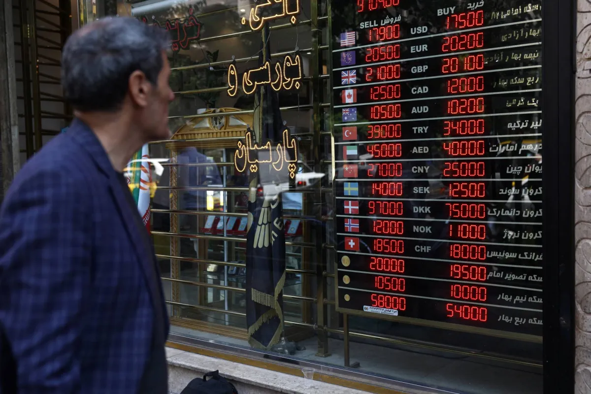 إيران بين عودة النار واستمرار الحصار