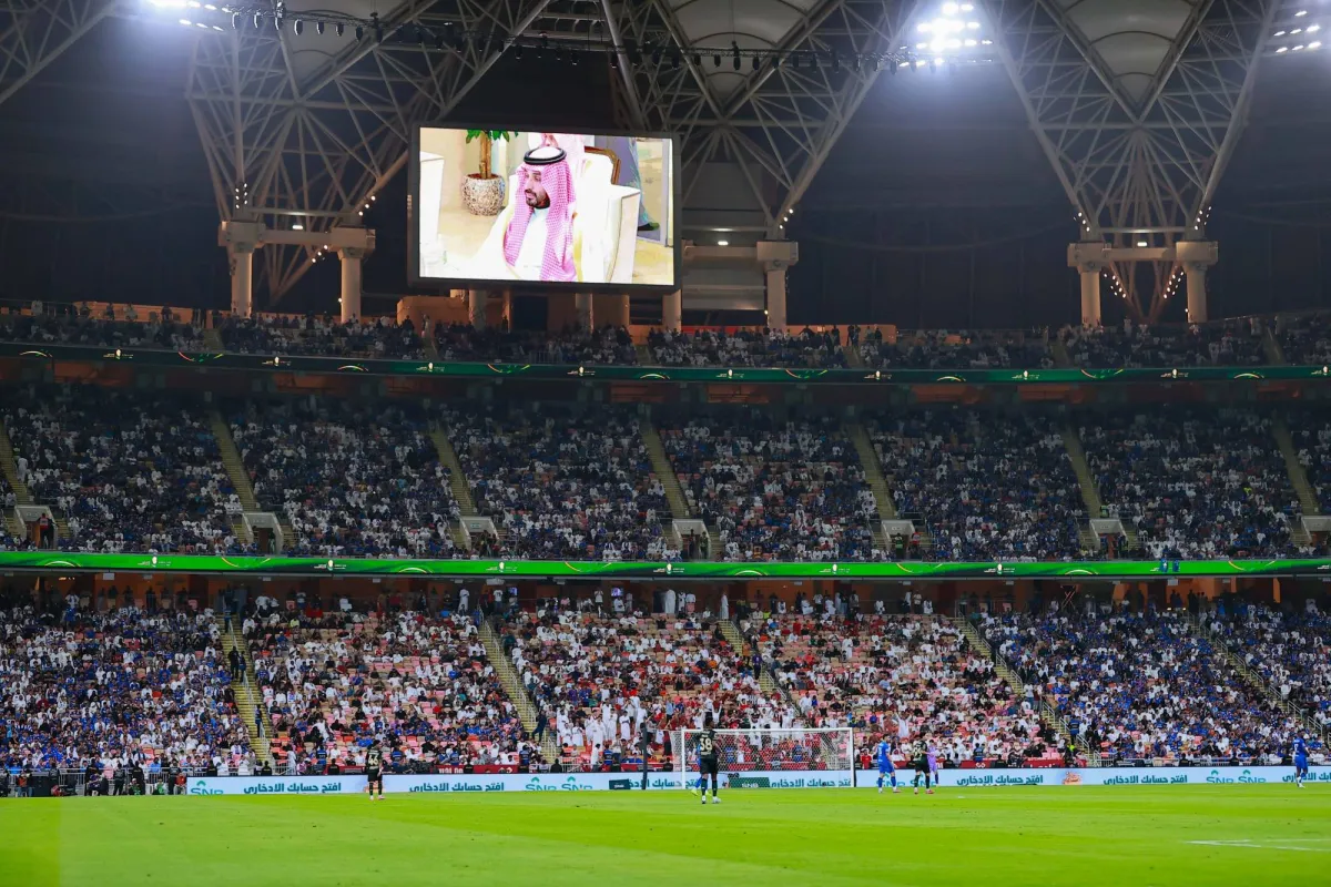 «الشرق الأوسط» تكشف عن سر التغيير المذهل لأرضية «الإنماء»