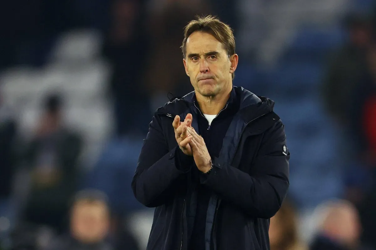 أعلن الإسباني جولين لوبيتيغي، المدير الفني لمنتخب قطر، القائمة الأولية لـ«العنابي» التي ستخوض منافسات كأس العالم 2026 خلال الفترة من 11 يونيو (حزيران) إلى 19 يوليو (تموز)، حيث تضم34 لاعباً، بينهم المهاجم المخضرم سيباستيان سوريا البالغ من العمر 42 عاماً 
