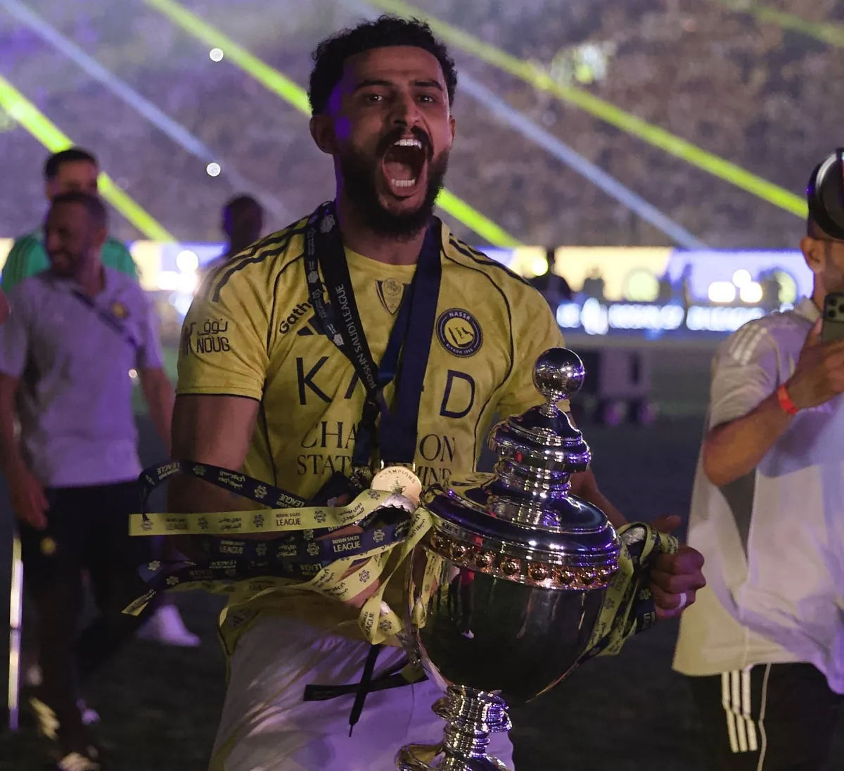 العمري لـ«الشرق الأوسط»: منذ بداية الدوري شعرت أنه للنصر