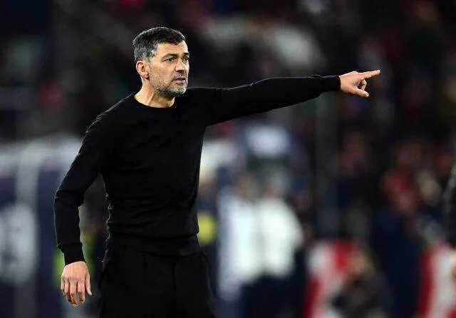 الاتحاد يقيل مدربه البرتغالي كونسيساو