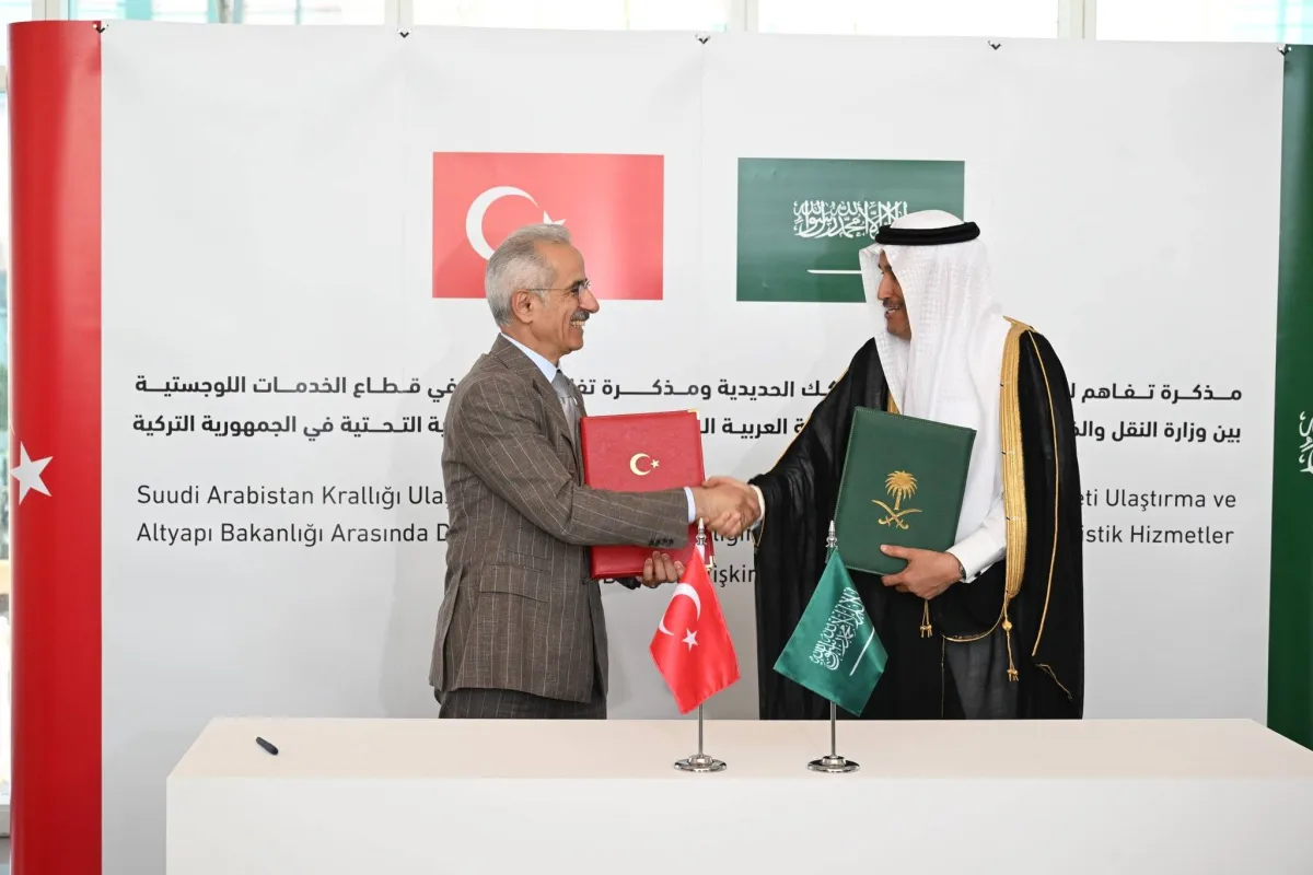 وقّعت السعودية وتركيا مذكرتَي تفاهم كُبريين للتعاو