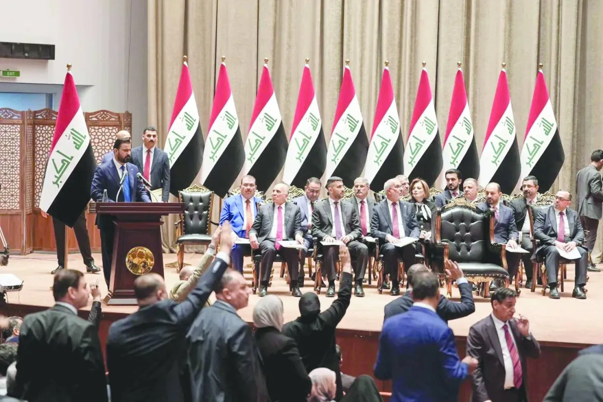 هل تخرج حكومة الزيدي من مظلة إيران تدريجياً؟
