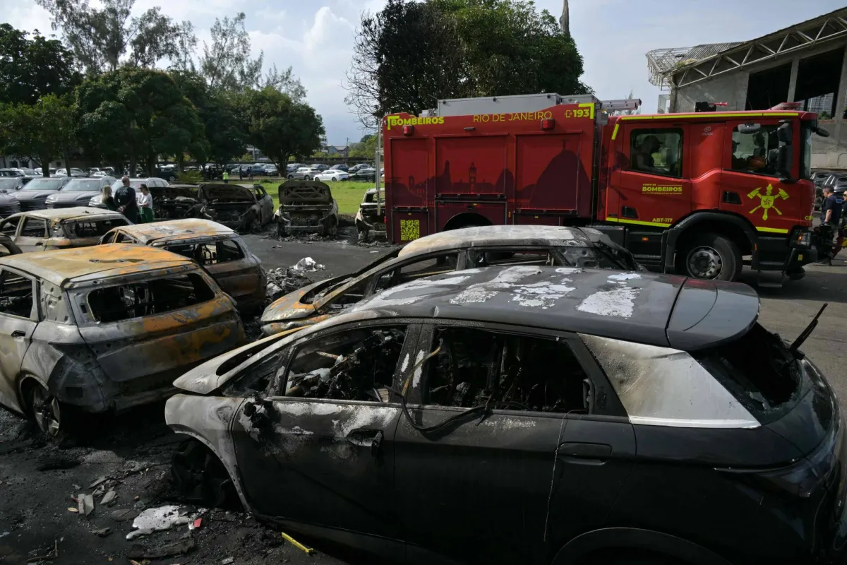 Six Killed as Helicopters Collide in Rio de Janeiro