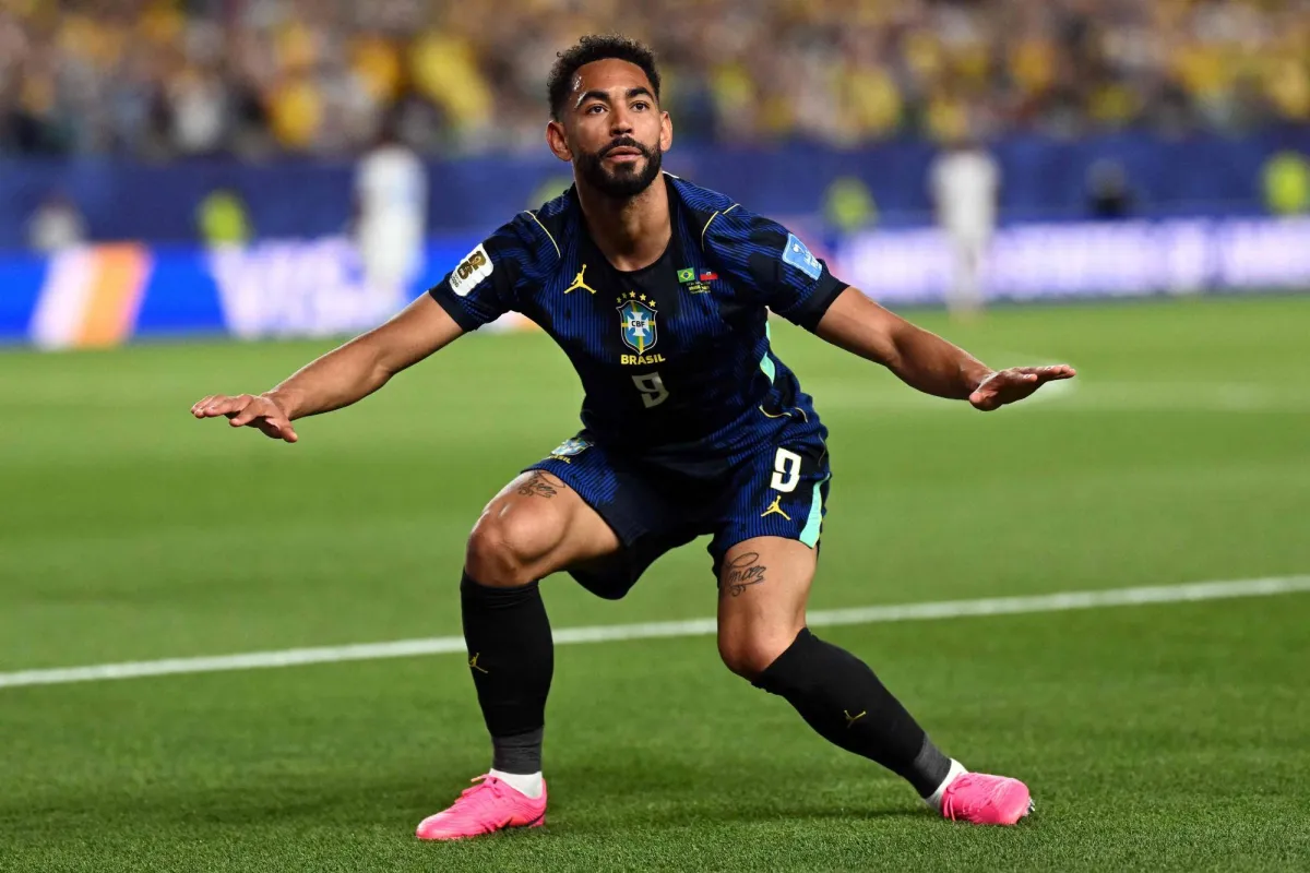 حقق منتخب البرازيل أول انتصاراته في النسخة الحالية من بطولة كأس العالم لكرة القدم "2026"، بتغلبه على نظيره هايتي بثلاثية نظيفة.. المزيد من الصور 
