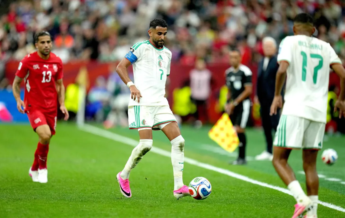 الاتحاد الجزائري يودّع محرز «القائد بالفطرة»