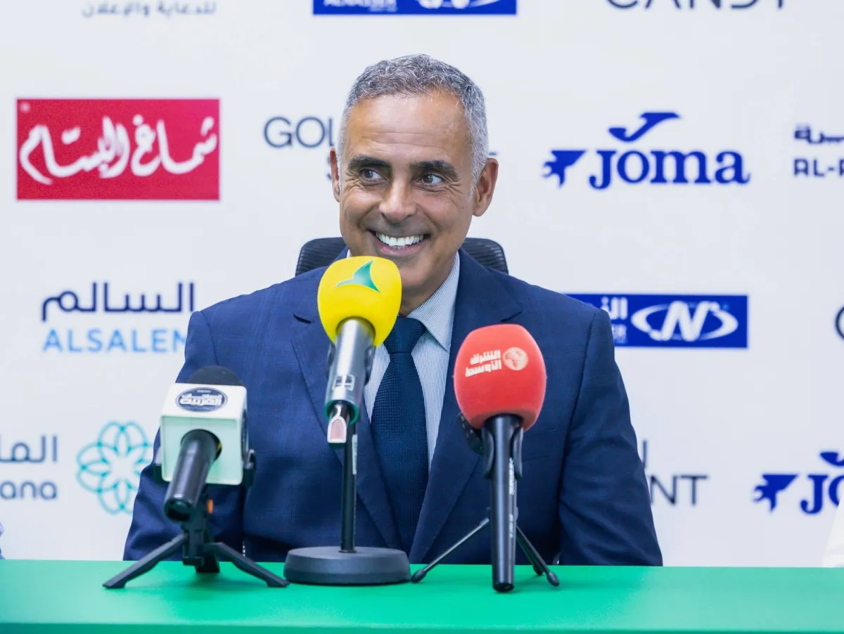 غوميز: دونيس اصطدم بواقع صعب في المنتخب السعودي