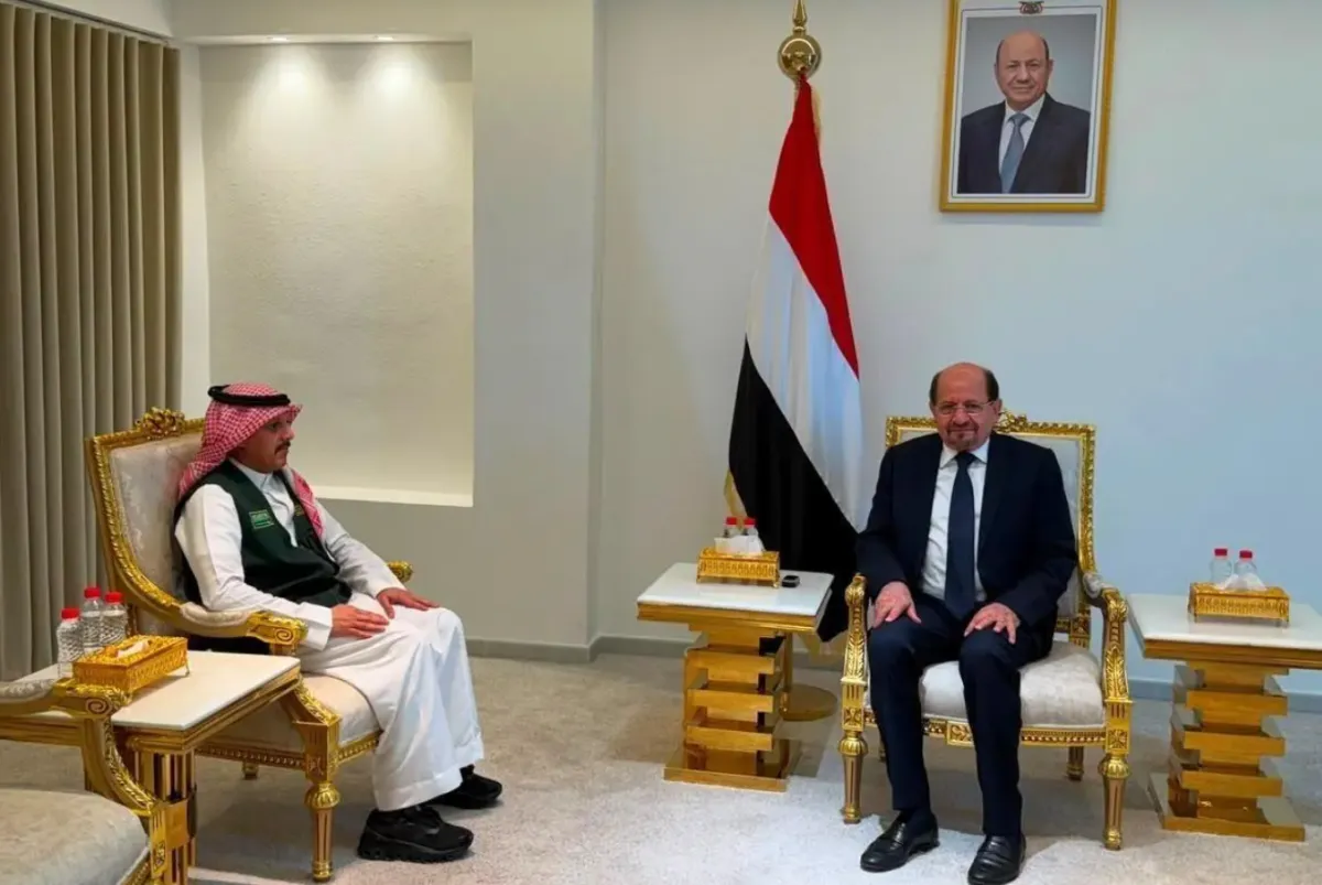 Yemeni Prime Minister Meets SDRPY Director in Aden