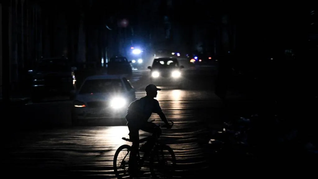 Five of Cuba's 15 Provinces Without Power as Grid Fails Again
