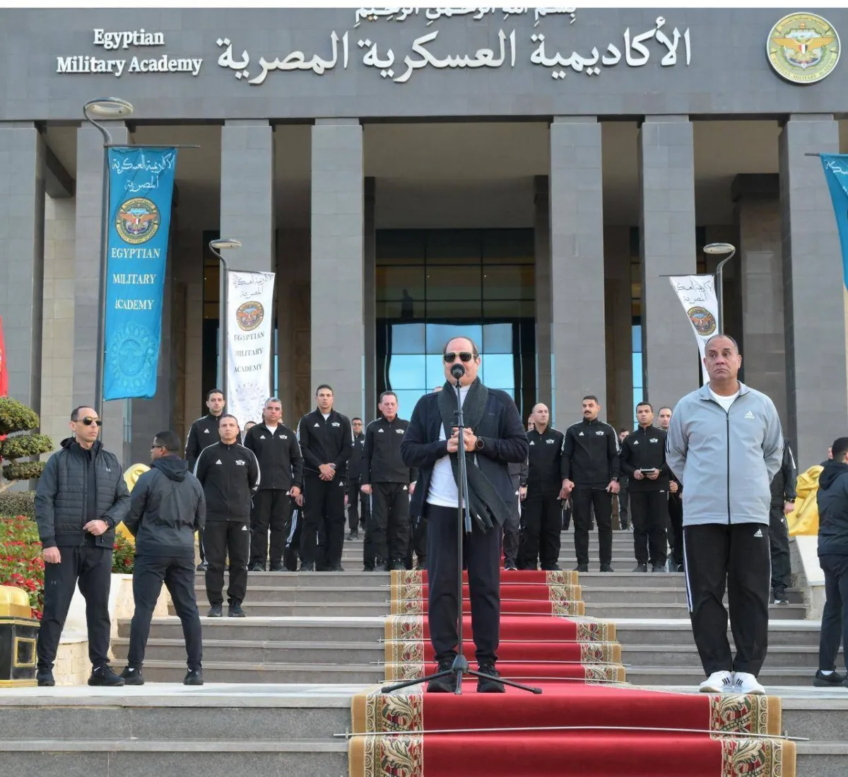 السيسي يحذر من محاولات «إسقاط مصر» وينفي «عسكرة الدولة»