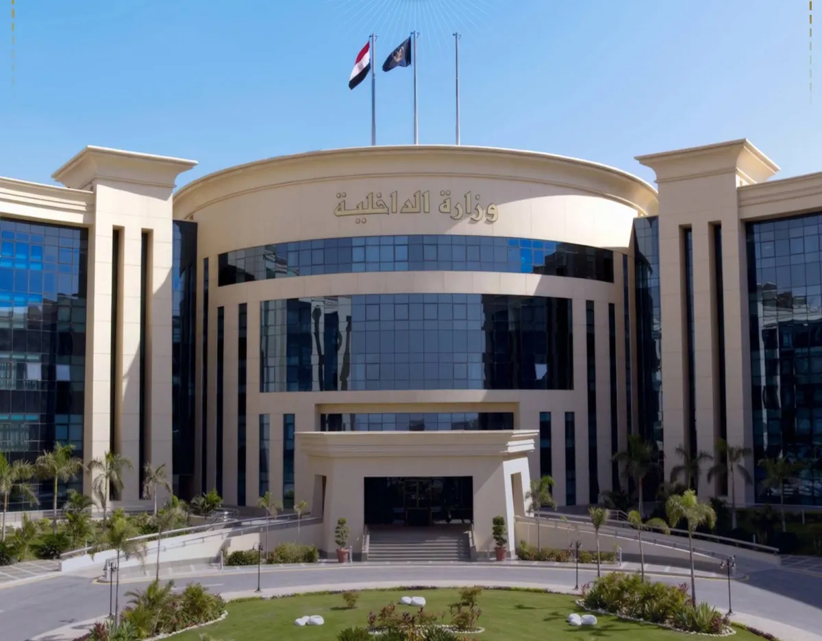 مقتل «فتاة الصف» يفجِّر جدلاً حول «أخلاقيات نشر الصور» في مصر