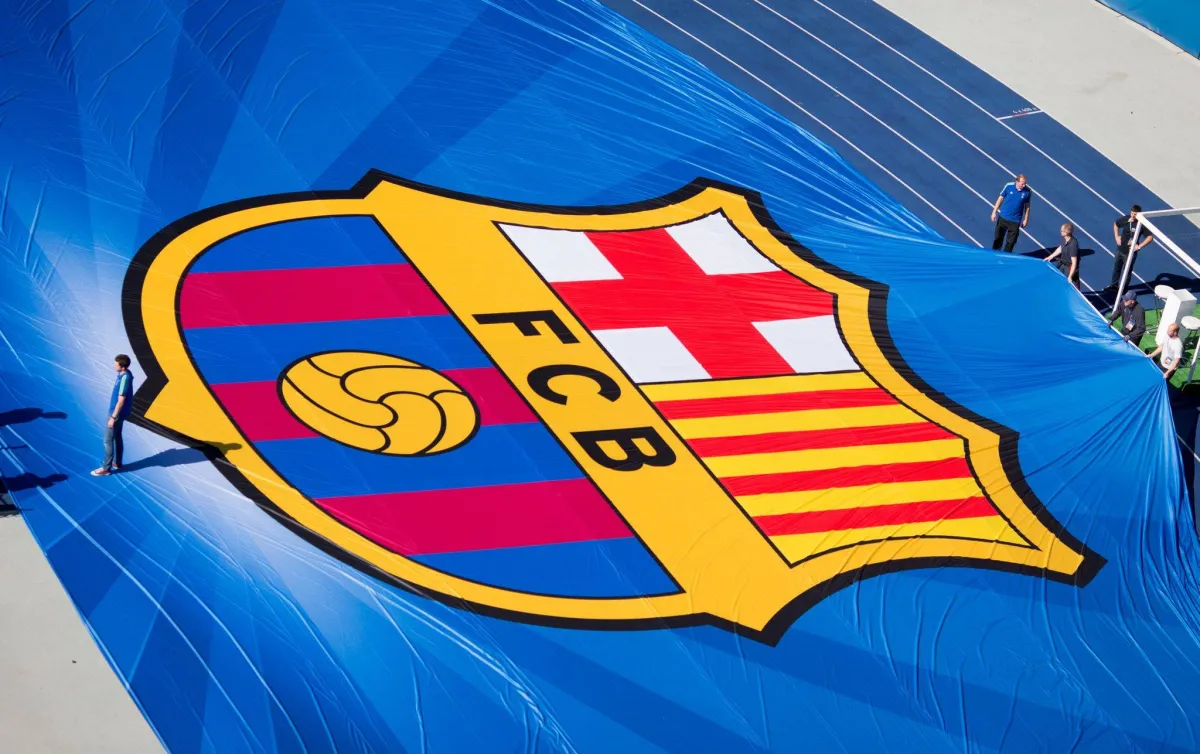 برشلونة يغلق الباب أمام صفقات يناير ويتمسك بتشكيلته الحالية
