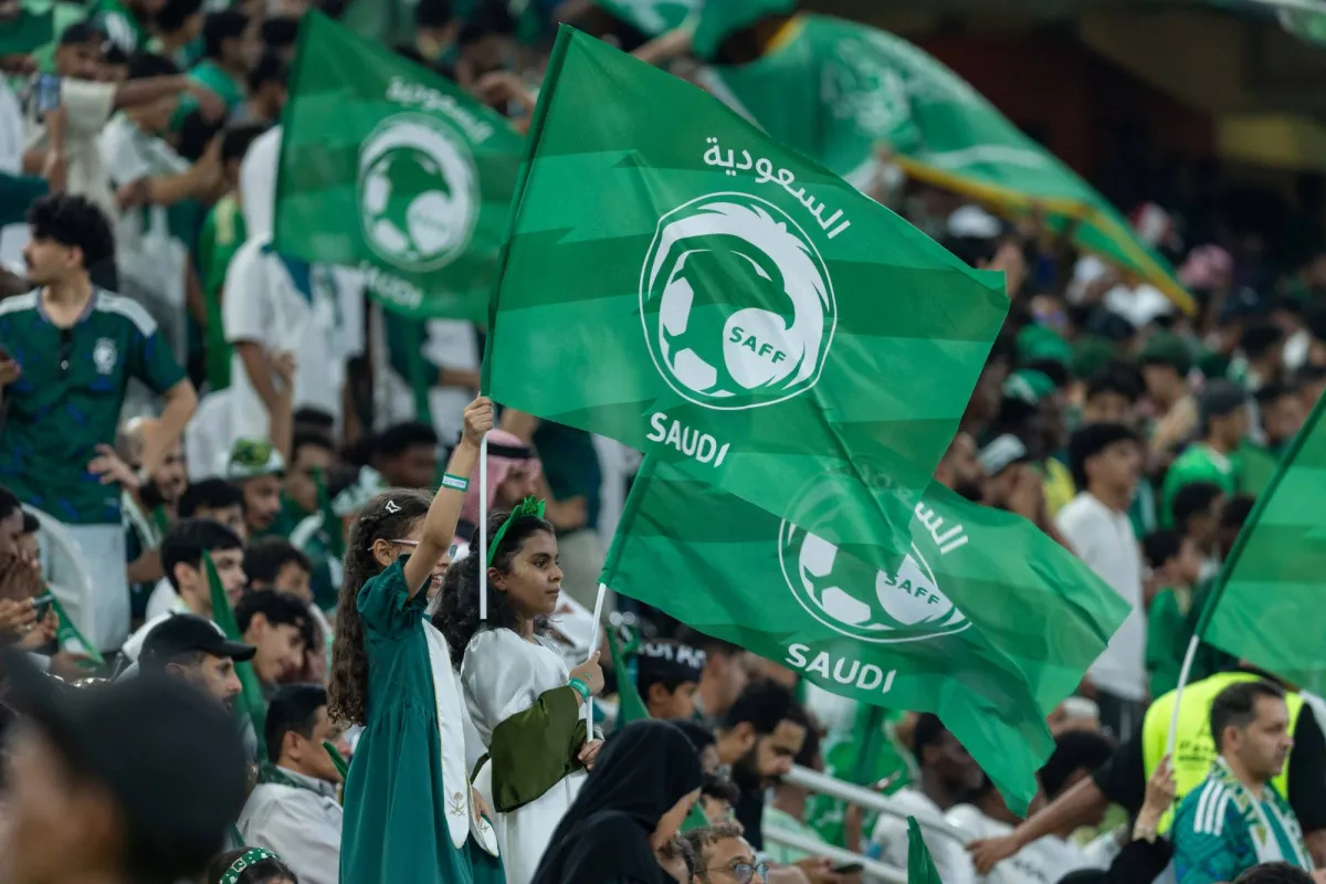 هل تكفي «السيطرة وصناعة الفرص» لجعل الأخضر بطلاً «خليجياً»؟