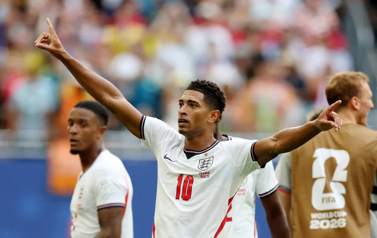 اختيار بلينغهام أفضل لاعب في منتخب إنجلترا هذا العام