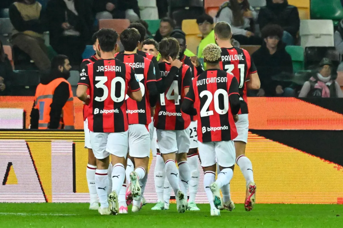 «الدوري الإيطالي»: ميلان يحقق فوزاً ثميناً في معقل أودينيزي