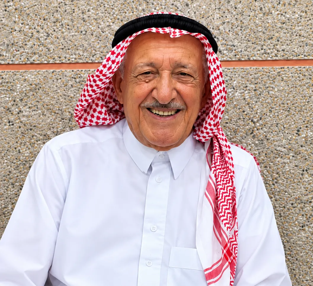 محمد العلي... قرنٌ من الأسئلة وشاعر لم يتقاعد عن التنوير