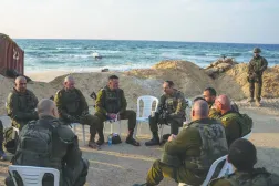 Israeli Chief of Staff during his meeting with soldiers in Jabalia, north of Gaza (Israeli Army website)