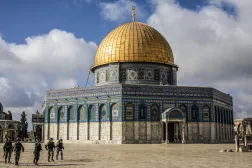 Jerusalem: Israeli security officers patrol in front of the Dome of the Rock mosque at the Al-Aqsa mosque compound in the Old City of Jerusalem. Photo: Ilia Yefimovich/dpa