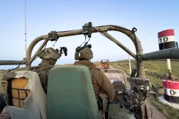 جنود إسرائيليون في آلية عسكرية بسوريا (الجيش الإسرائيلي)