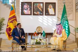 Saudi Minister of Foreign Affairs Prince Faisal bin Farhan bin Abdullah and his Sri Lankan counterpart Vijitha Herath meet in Riyadh on Sunday. (SPA)