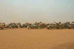 خبراء يقولون إن الأسلحة عالية التقنية التي تستخدمها قوات الدعم السريع تحتاج إلى مساعدة خارجية لتشغيلها (أ.ف.ب)