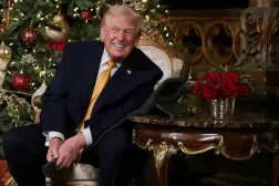 ABD Başkanı Donald Trump, Noel arifesinde Palm Beach, Florida’daki Mar-a-Lago tatil tesisinden Noel Baba’yı takip etmek için telefon görüşmelerine katıldı (Reuters)