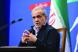 الرئيس الإيراني مسعود بزشكيان (رويترز)