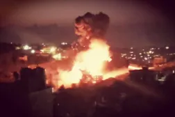 نيران تتصاعد جراء غارات إسرائيلية تلت إنذاراً بإخلاء بقعة جغرافية واسعة في بلدة كفرحتي بجنوب لبنان (متداولة)