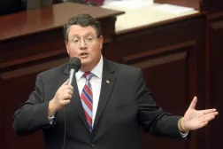 النائب الجمهوري في الكونغرس الأميركي راندي فاين (أ.ب)