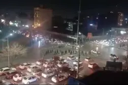 İran'ın kuzeydoğusundaki Meşhed kentinde, 8 Ocak Perşembe günü, çevik kuvvet polisi protestocuları dağıttı (Telegram)