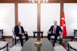 Türkiye Dışişleri Bakanı Hakan Fidan, ABD’nin Suriye Özel Temsilcisi ve Ankara Büyükelçisi Tom Barrack ile perşembe günü Suriye’deki son gelişmeleri görüştü (Türkiye Dışişleri Bakanlığı)