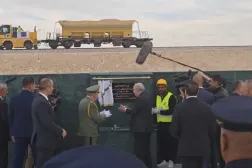 Cezayir Devlet Başkanı Abdulmecid Tebboune demiryolu hattının açılışında (Cezayir Televizyonu)