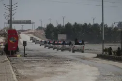 02 February 2026, Syria, Saran: Syrian internal security forces are preparing near the village of Saran to enter the Kobane region northeast of Aleppo, following an agreement between the SDF and the Syrian government stipulating the entry of a number of Syrian security forces into the cities of Hasakeh, Qamishli, and Kobane to take over government institutions. (dpa)