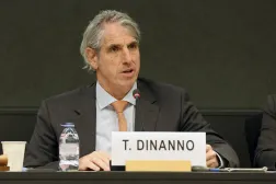 توماس دينانو وكيل وزارة الخارجية الأميركية لشؤون الحد من التسلح والأمن الدولي (الخارجية الأميركية)