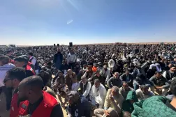 آلاف الليبيين في وداع سيف القذافي بمدينة بني وليد (صفحات تابعة لسيف الإسلام القذافي)