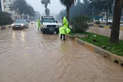 وزارة الطوارئ السورية تسارع الوقت لتجفيف مناطق الفيضانات بين إدلب واللاذقية شمال غربي سوريا