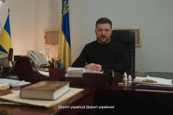 الرئيس الأوكراني فولوديمير زيلينسكي يلقي كلمة بمناسبة الذكرى الرابعة للغزو الروسي (د.ب.أ)