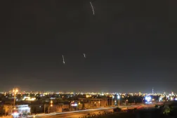 Doha semalarında roketler (AFP)