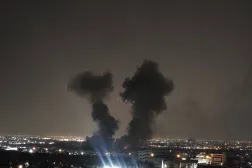 غارة جوية على موقع عسكري بمدينة كرج فجر الخميس (شبكات التواصل)