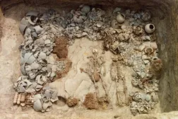 Kore'de Üç Krallık dönemine ait Apdok Krallığı'ndan kalma antik bir mezarlık alanının kazılarında insan iskeletleri bulundu (Gyeongsan Belediyesi)