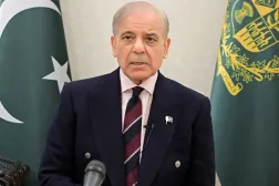 رئيس الوزراء الباكستاني شهباز شريف خلال خطابه للأمة (أ.ف.ب)