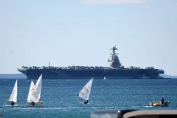 USS Gerald R. Ford uçak gemisi, gemide çıkan muharebe dışı bir yangının ardından onarım için Hırvatistan'ın Split kıyılarında demirledi (EPA)