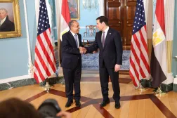 وزير الخارجية المصري مع نظيره الأميركي بواشنطن لبحث مستجدات الأوضاع الإقليمية («الخارجية» المصرية)