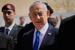 İsrail Başbakanı Binyamin Netanyahu, 14 Nisan 2026'da Kudüs'teki Yad Vashem Holokost Anıtı'nda düzenlenen yıllık Holokost Anma Günü töreninde (AP).