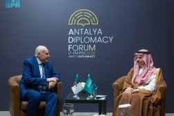 Saudi Minister of Foreign Affairs Prince Faisal bin Farhan bin Abdullah met on Saturday with Algerian Minister of State, Minister of Foreign Affairs, National Community Abroad and African Affairs Ahmed Attaf in Antalya. SPA