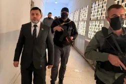 النائب العام السوري القاضي حسان التربة زار السجن المركزي في حي غويران بالحسكة واطلع على أوضاع النزلاء تمهيداً لإنشاء مكتب قانوني لمتابعة شؤونهم (مرصد الحسكة)