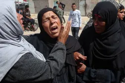  Mourners react during the funeral of Palestinian child Adel Al-Najjar, who was killed today in an Israeli strike, according to medics, at Nasser Hospital in Khan Younis, in the southern Gaza Strip, April 28, 2026. (Reuters)